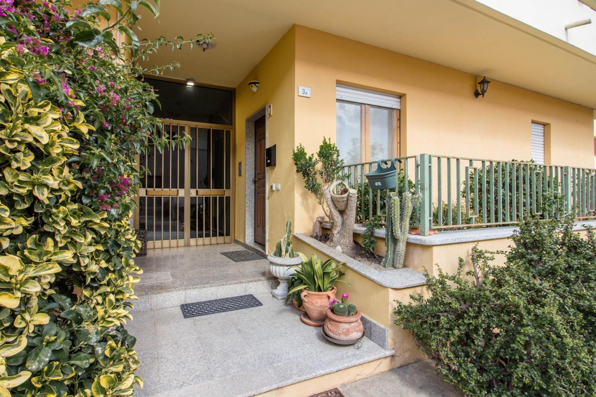 - Comfy Near The Airport! Olbia